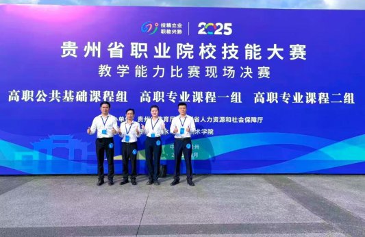 71080a27d51f44a25ca29f276a8b212e