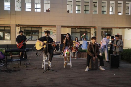 4adb1580e475df31ccbbfaedf73622b