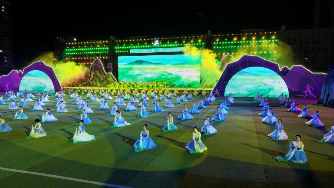 第一篇章《水润茶乡》表演.JPG