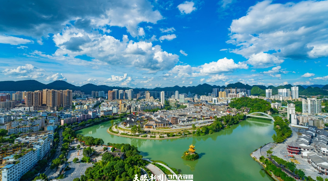 dD0xNzYxMjc1MDgwX3I9N2U4ZjQ1NjFfdz0xMDgwX3E9MTAwX2U9anBn.webp 铜仁中南门历史文化旅游区。.jpg