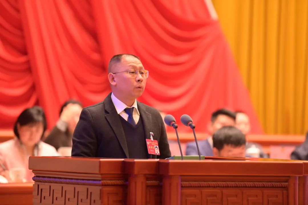任龙廷委员..JPG