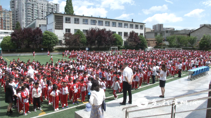 安顺经开区防震疏散应急演练在双阳小学举行