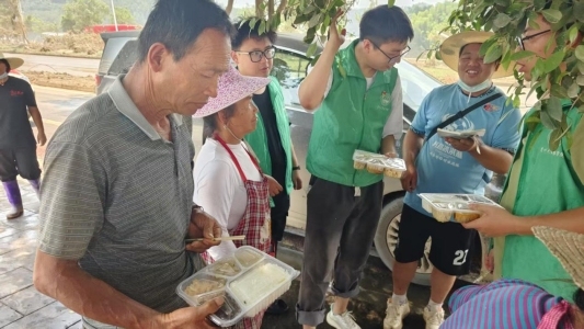 58dd859cfd70b8fb1c736a738e1ba89