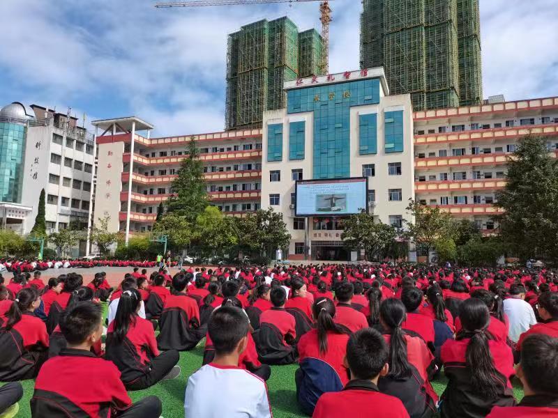瓮安四中：一堂生动的心肺复苏救护知识公开课
