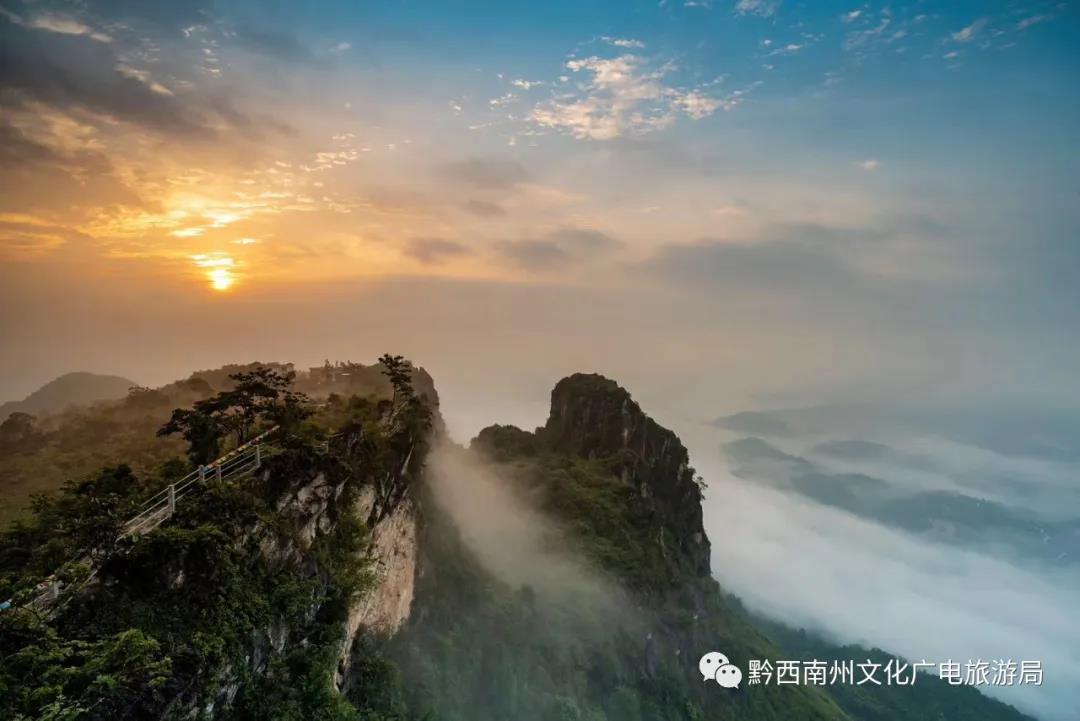 兴义市达居村图片